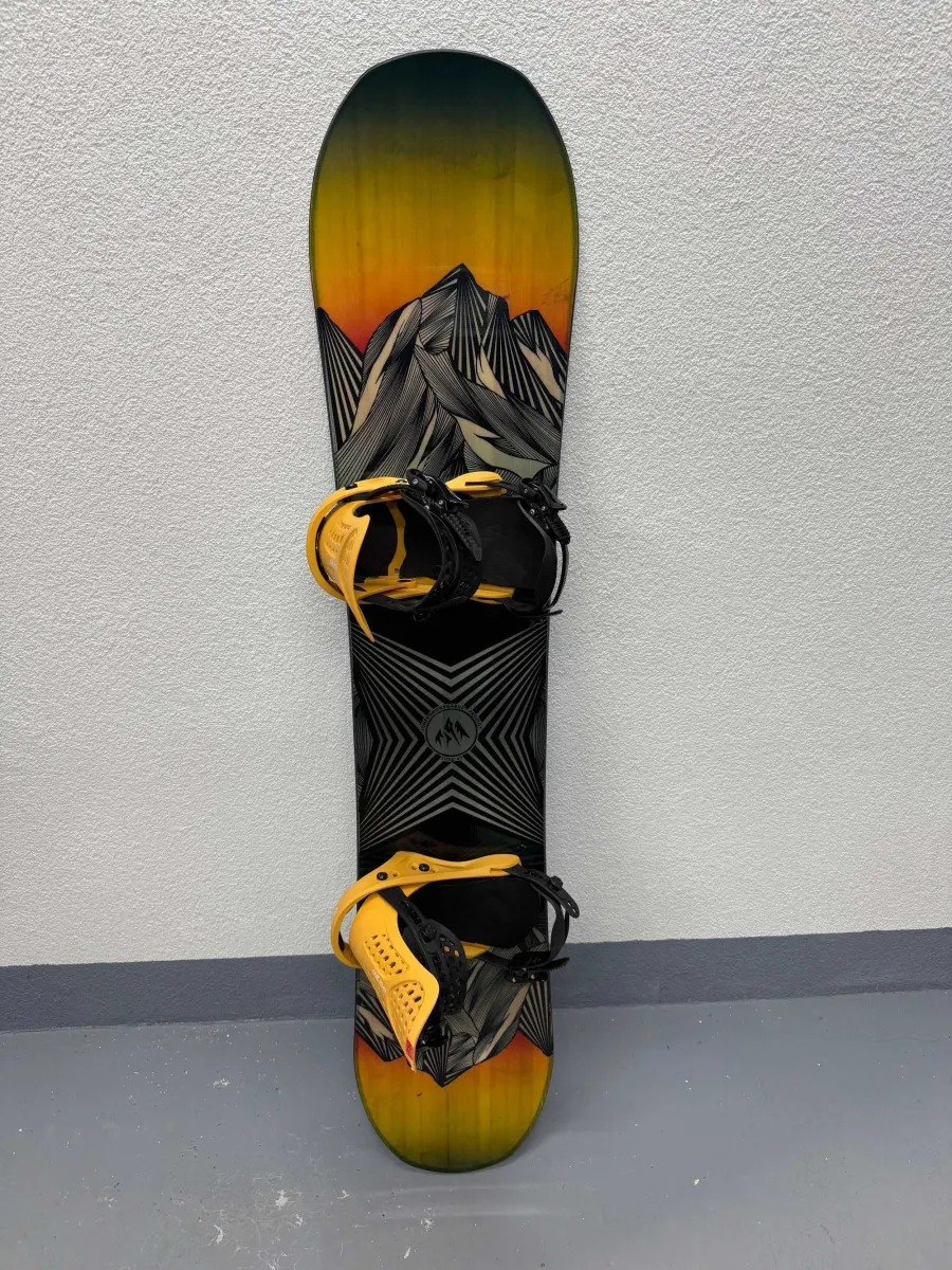 placa noua snowboard jones prodigy L140cm