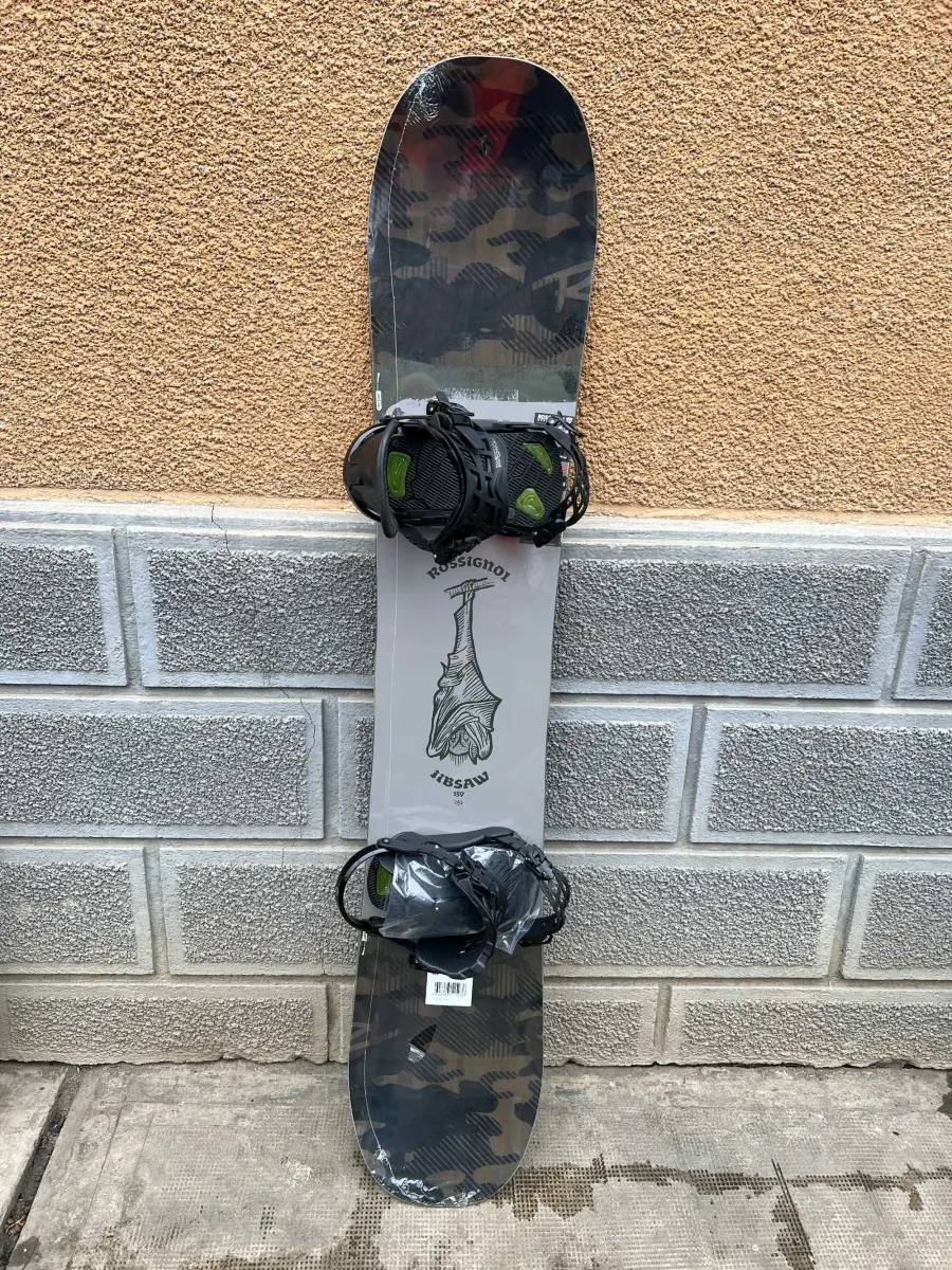 placa noua snowboard rossignol jibsaw L159