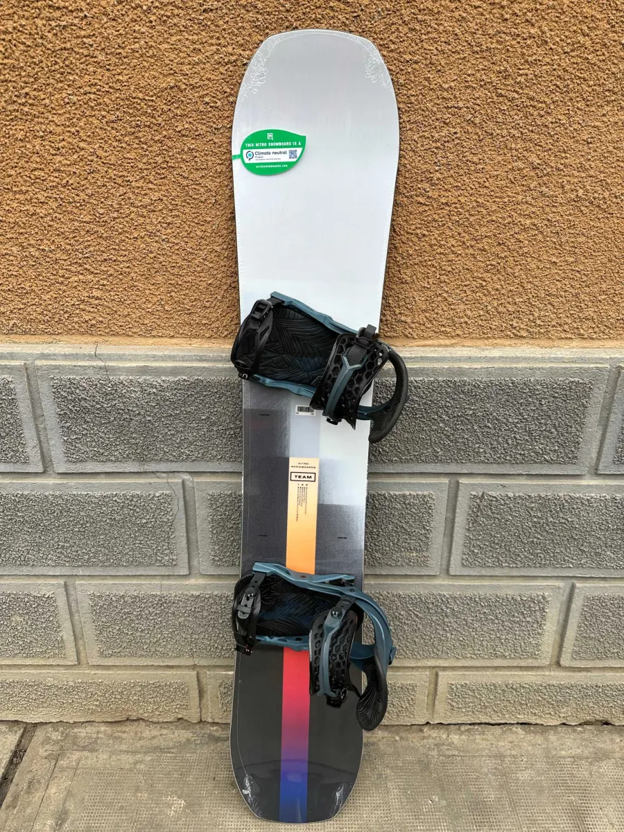 placa noua snowboard nitro team rental L155cm