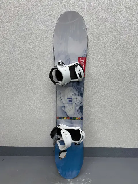 placa noua snowboard nitro santoku L159cm