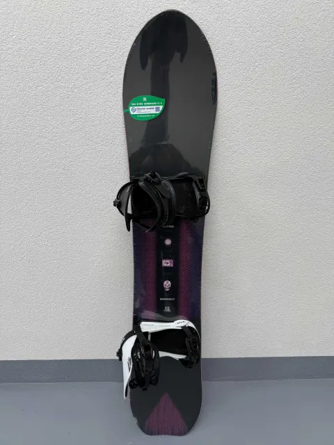 placa noua snowboard nitro dropout L153cm