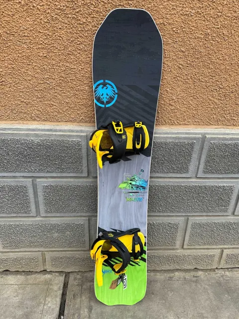placa noua snowboard never summer insta gator L151