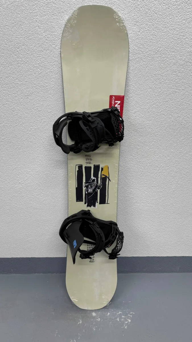 placa noua snowboard nitro t1 L158cm