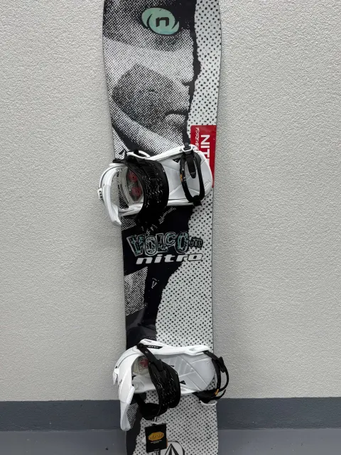 placa noua snowboard nitro alternator x volcom L162cm