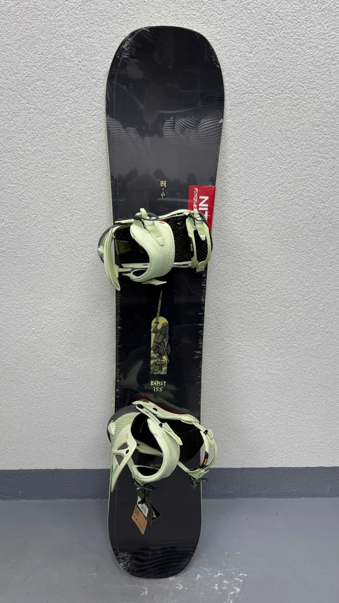 placa noua snowboard nitro beast L155cm