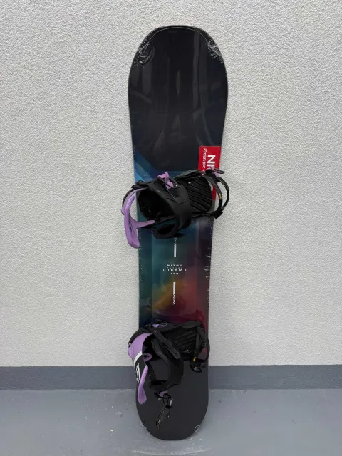 placa noua snowboard nitro future team L142cm