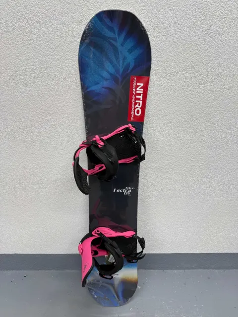 placa noua snowboard nitro lectra L138cm