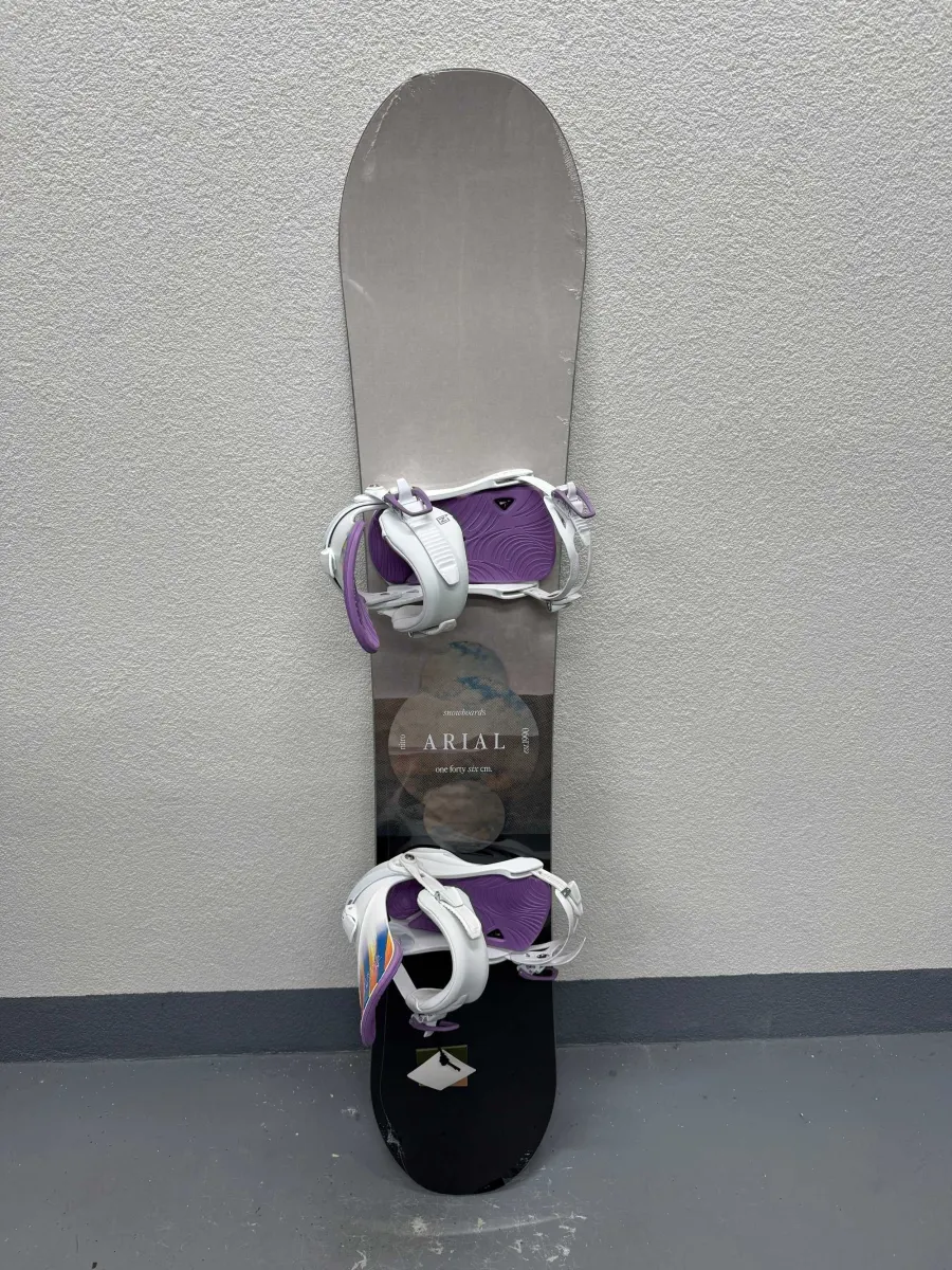 placa noua snowboard nitro arial L146cm