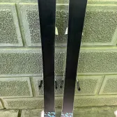 schi salomon addikt L156cm