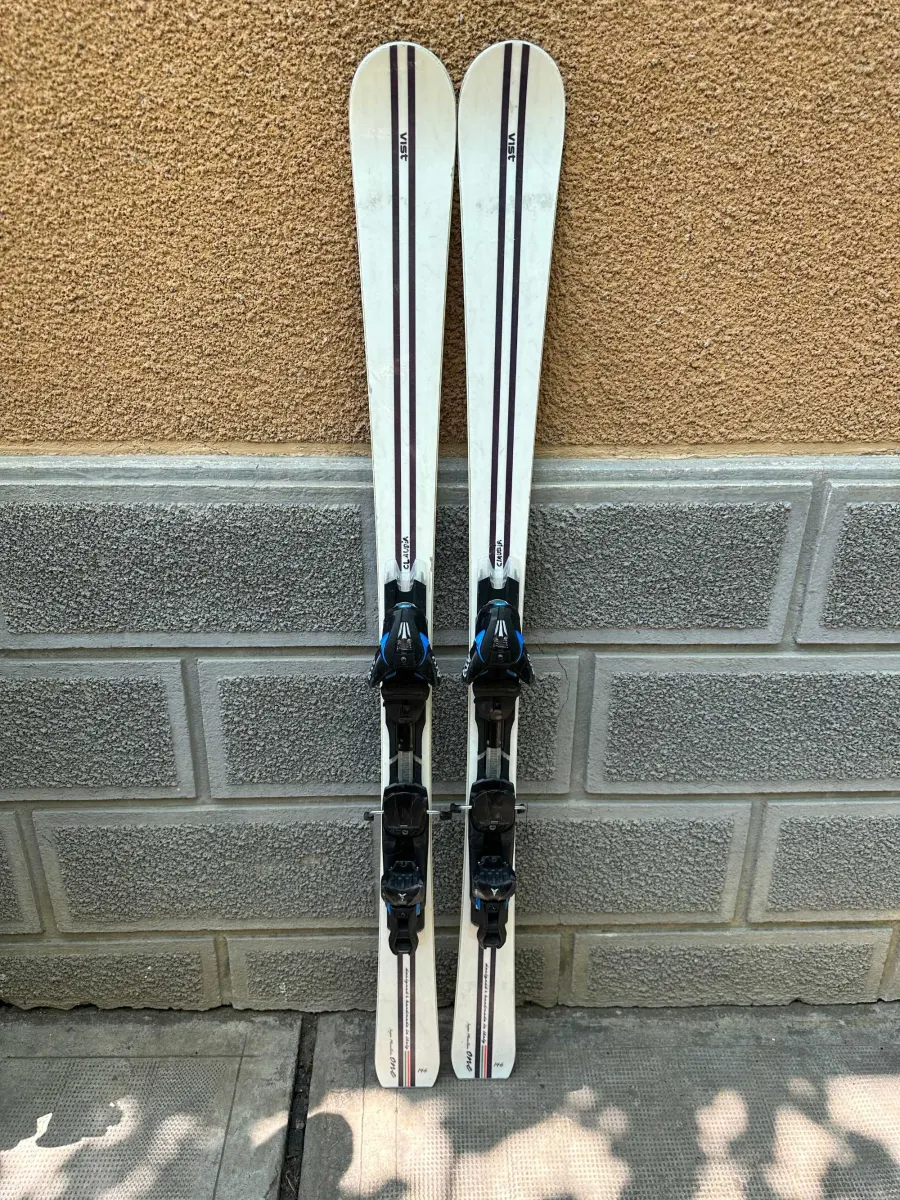 schi vist one L146cm